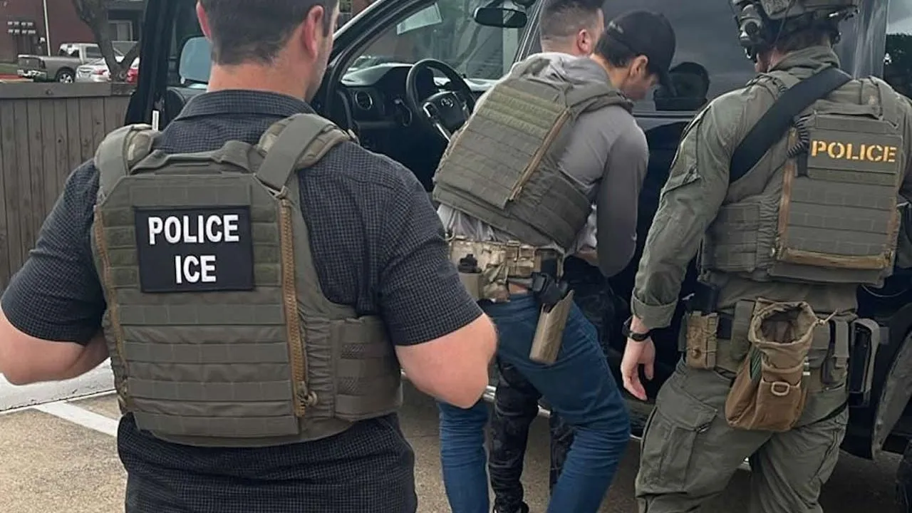 La SRE exige investigar la muerte de un mexicano a manos del ICE en Chicago