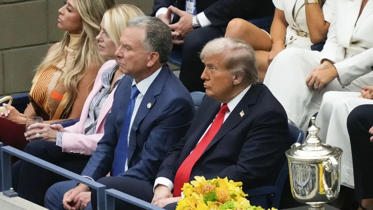 Abuchean a Trump durante interpretación del himno nacional de EU en la final del US Open (Video)