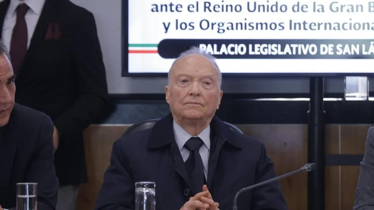 “Mi carrera ha sido ser un servidor de la ley”, dice Alejandro Gertz Manero