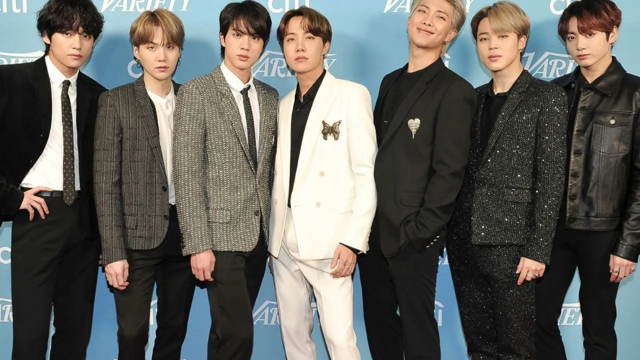 BTS estará en Palacio Nacional; Sheinbaum invita a fans a saludarlos