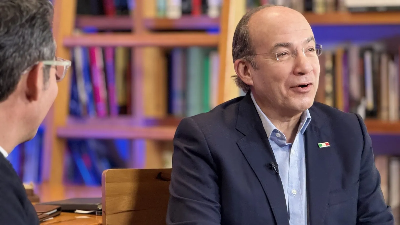 "Dicen que construí un bar ahí en Los Pinos": Felipe Calderón