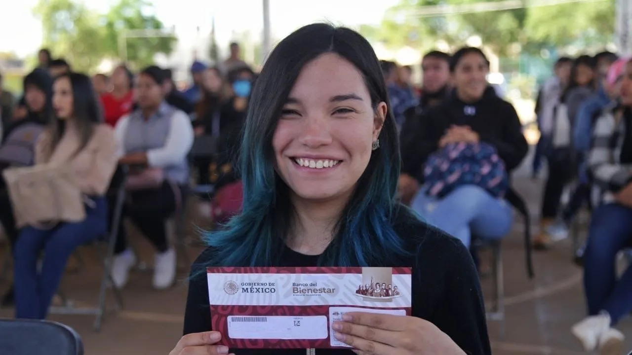 Jóvenes Construyendo el Futuro elevará su apoyo mensual en 2026. ¿A cuánto ascenderá?
