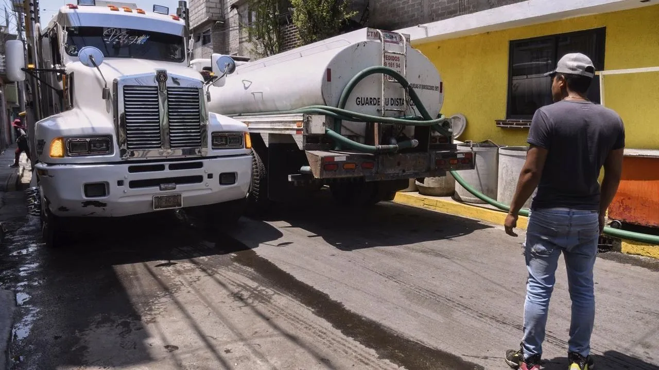 “Aguas con la reforma del agua”: colectivos se aprestan a impedir cambios en la gestión del líquido