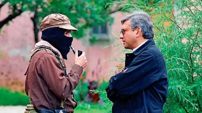 AMLO le revira al Capitán Marcos: "Él debe ser Zapata"