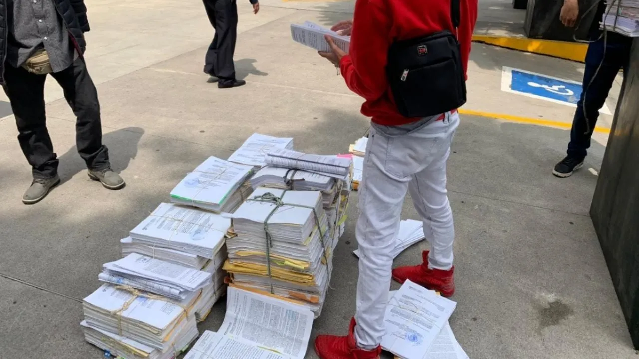 Largas filas y una carga de trabajo sin fin en juzgados de la CDMX tras el fin del paro laboral