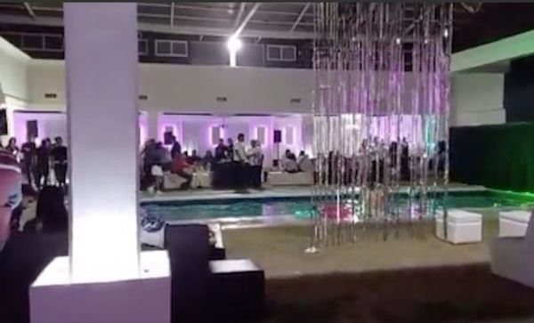Autoridades dispersan Pool Party en Ecatepec