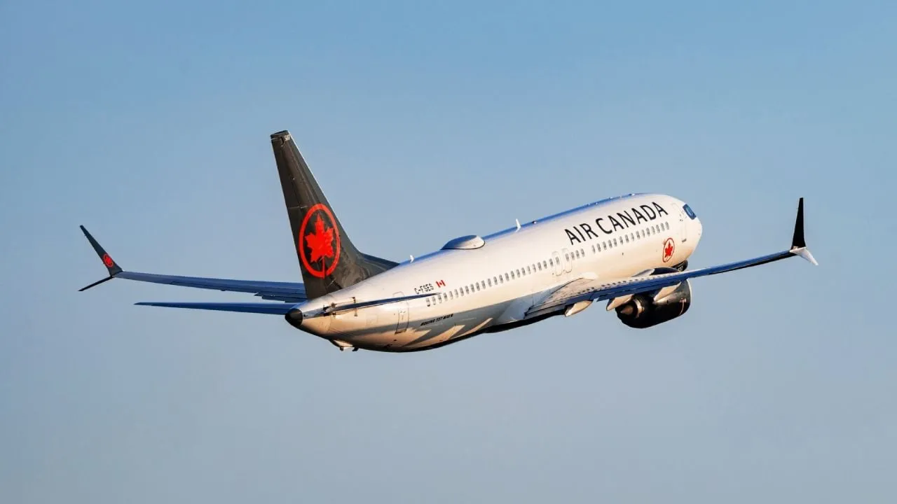 Canadá y EU emiten alerta a viajeros tras muerte de “El Mencho”; Air Canada suspende vuelos