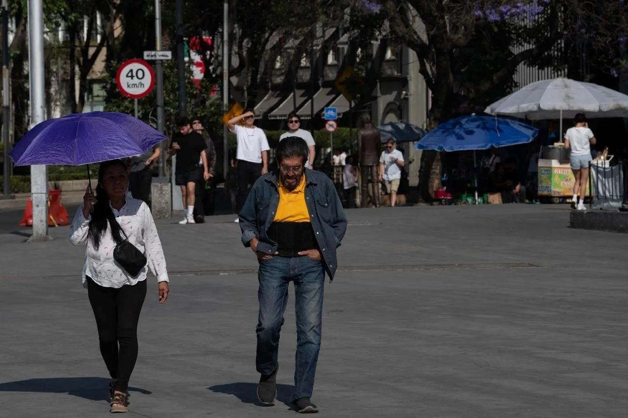 Lluvias y chubascos en solo cuatro estados el jueves; calor superará 35 grados en la mitad del país