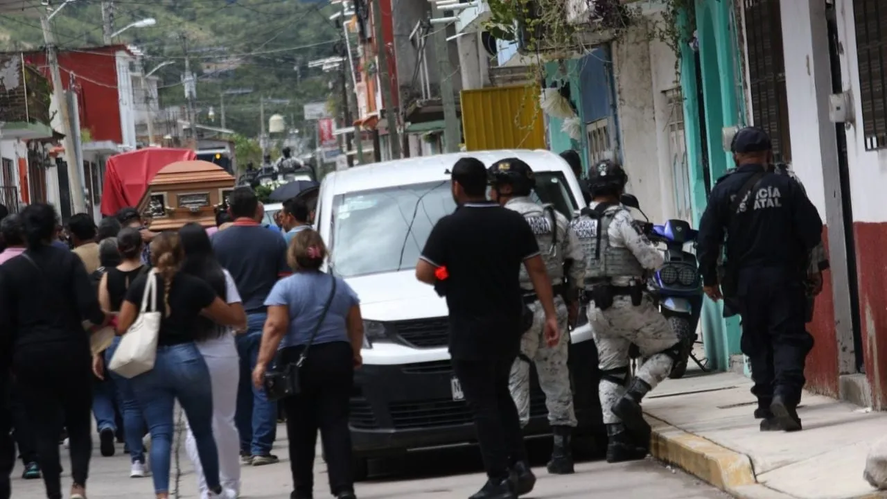 Sepultan al subsecretario del Bienestar de Guerrero asesinado en Tixtla