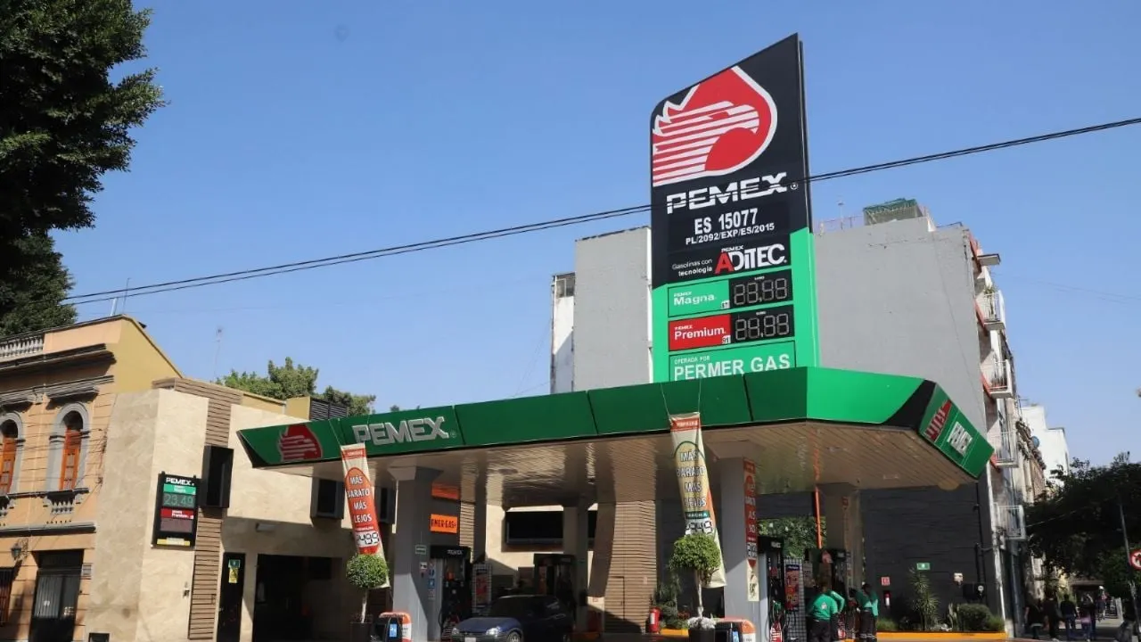Pemex admite afectaciones en distribución de gasolina en CDMX. Esta es la razón