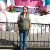 Hombre mata a adulto mayor tras encontrarlo con su esposa: cámaras captaron el ataque
