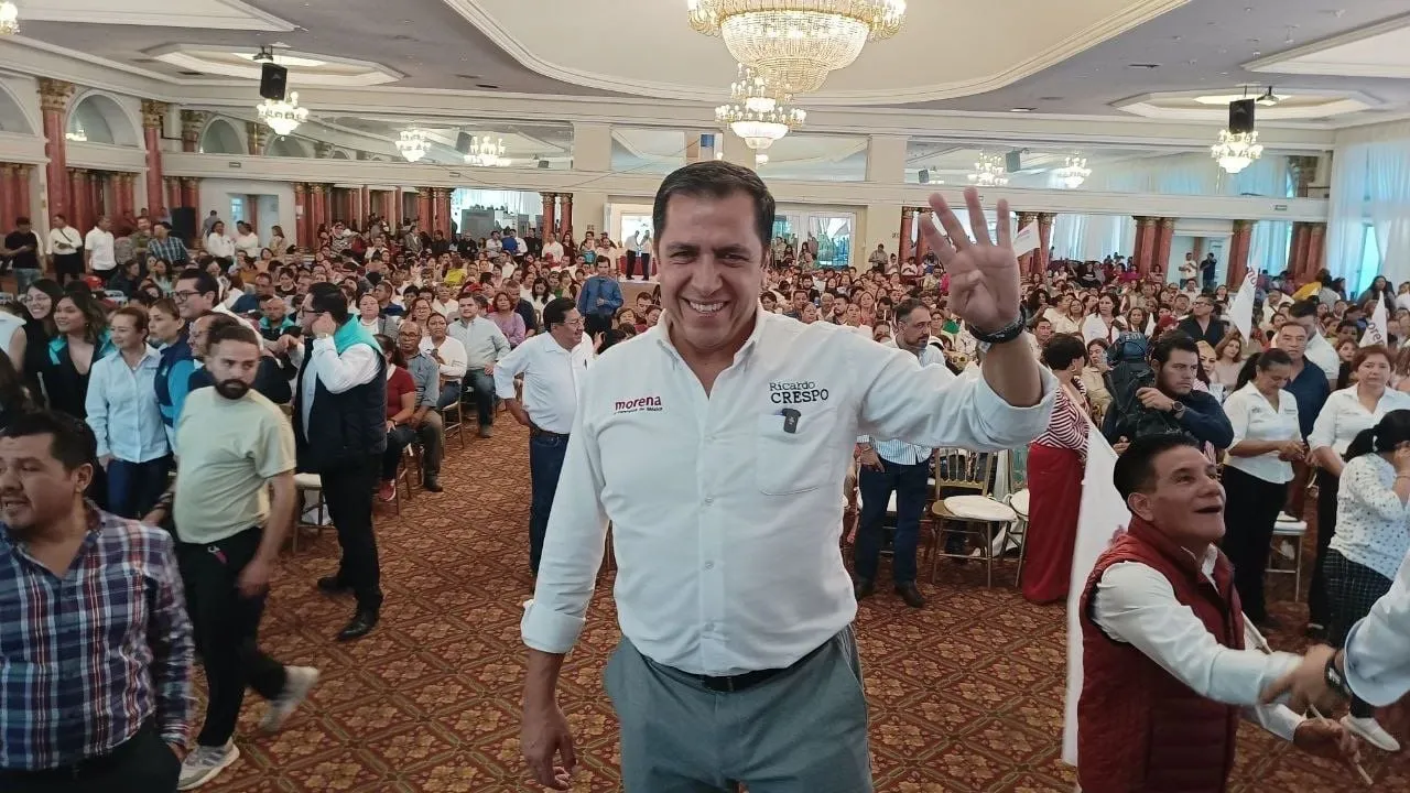 Diputado morenista defiende contrato asignado a sus hermanos para construir viviendas del Bienestar