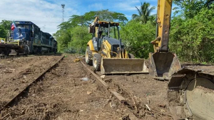Gobierno federal y empresa desacatan orden judicial para extraer piedra para el Tren Interoceánico