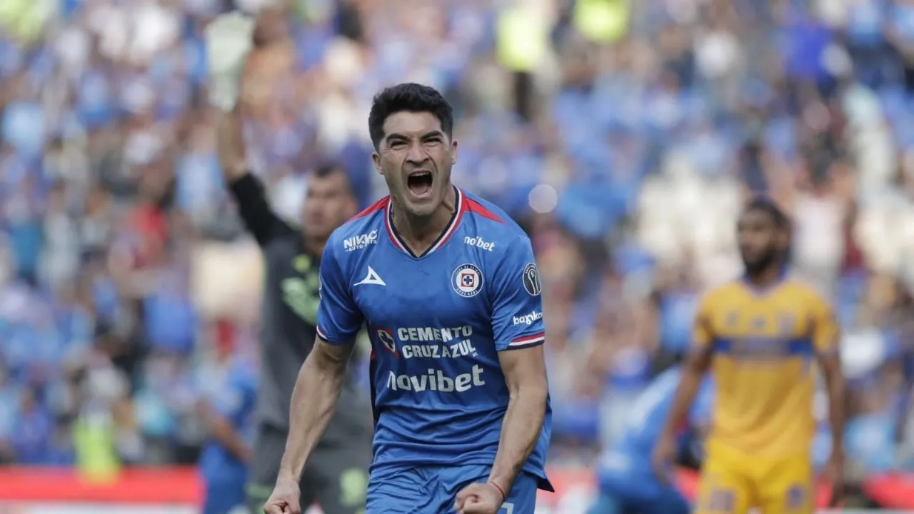 Nicolás Ibáñez marca en la victoria de Cruz Azul sobre Tigres en el Clausura de la Liga MX (Video)