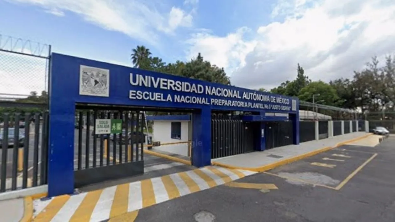 Evacuan Prepa 3 de la UNAM por objeto sospechoso; descartan peligro