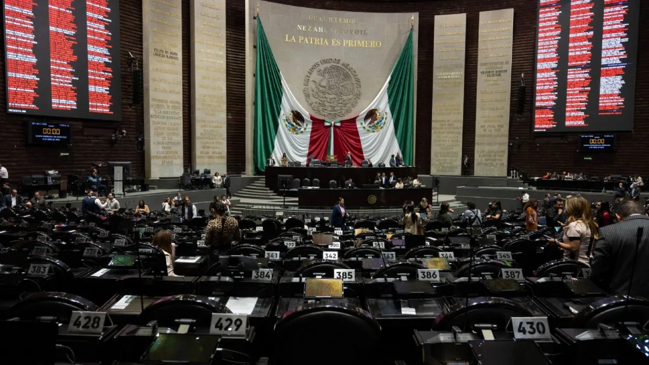 Aseguradoras y hospitales privados frenan reforma que los regulaba