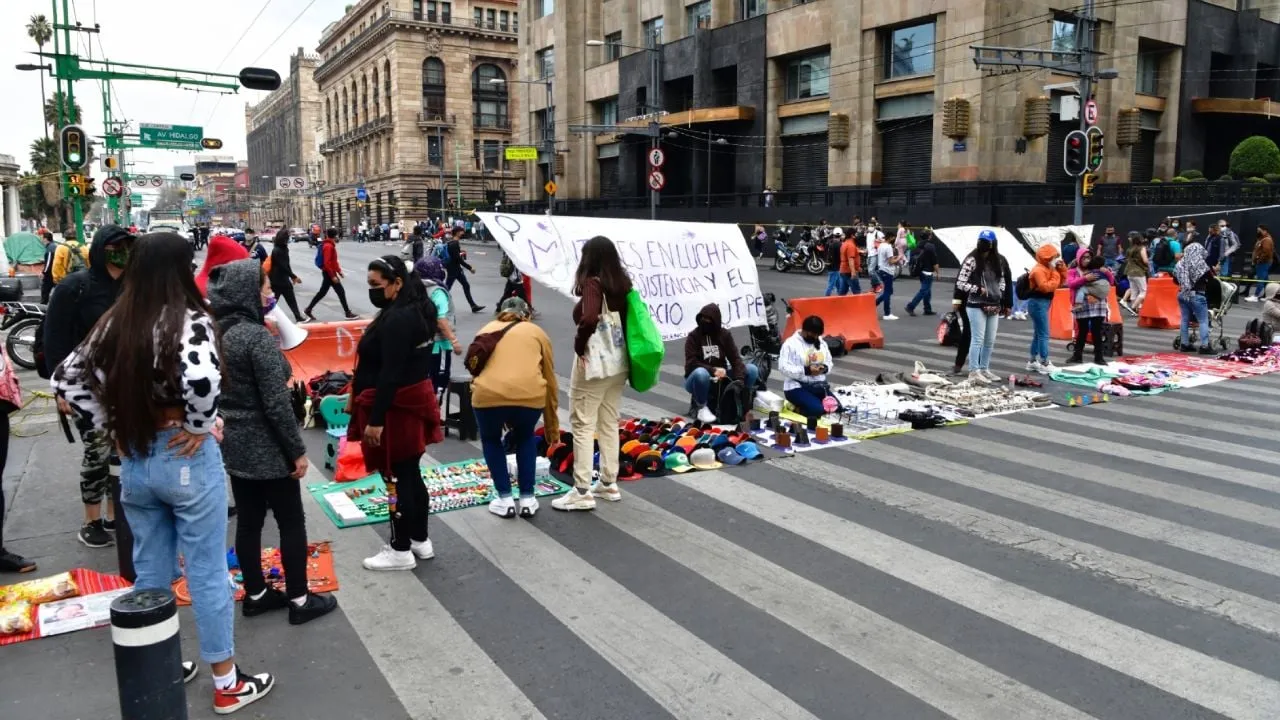 Comerciantes anuncian movilizaciones en la CDMX la noche del 14 de septiembre