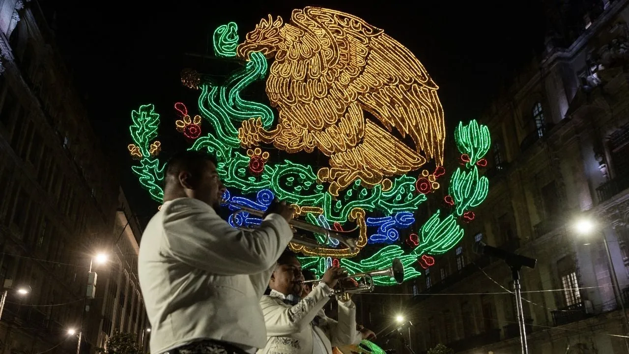 La Arrolladora, Caifanes, Moenia y Alberto Barros en las Fiestas Patrias en CDMX