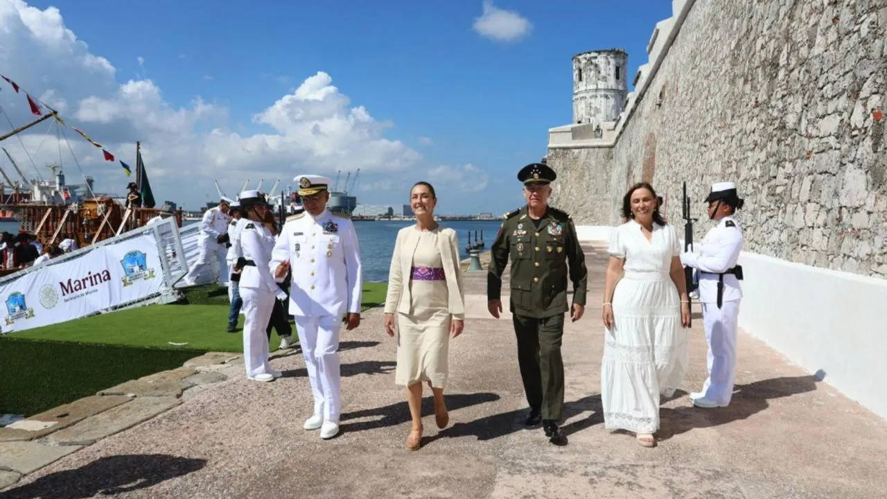 Sheinbaum llama al pueblo a mantenerse vigilante ante injerencia externa