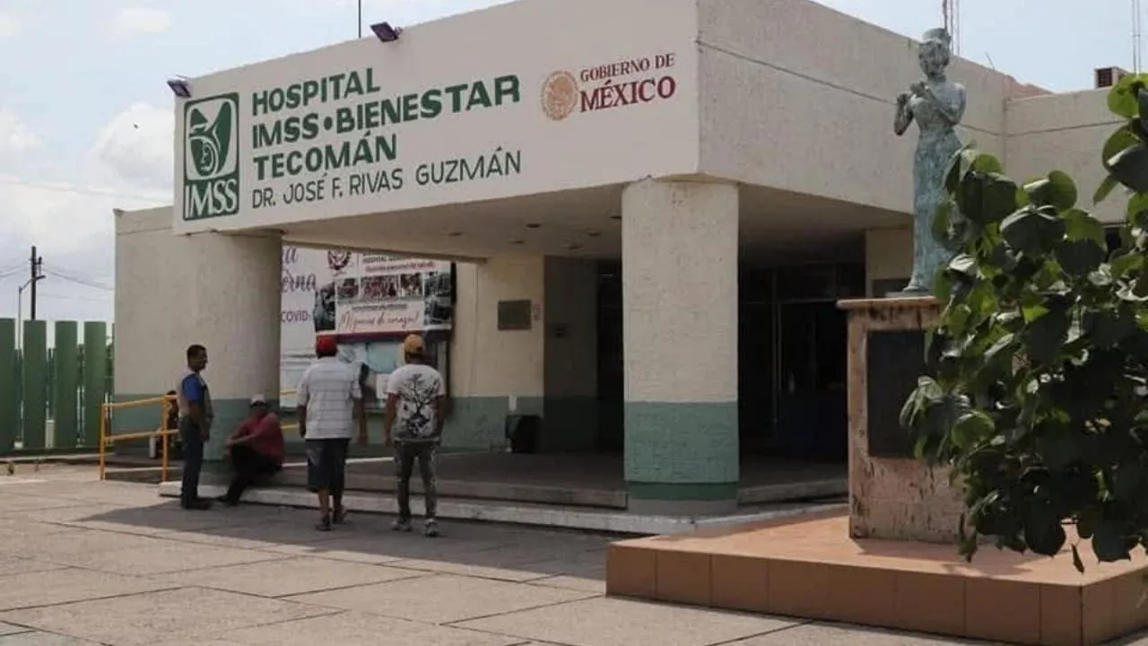 Muere adulto mayor mientras esperaba atención médica afuera de hospital del IMSS en Tecomán, Colima