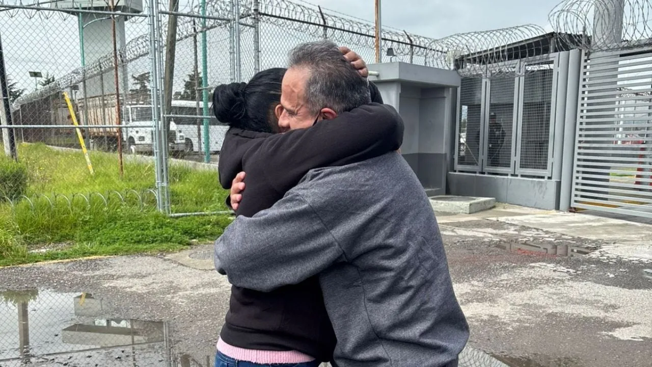 Israel Vallarta sale del Altiplano tras ser absuelto de secuestro y estar 20 años en prisión preventiva