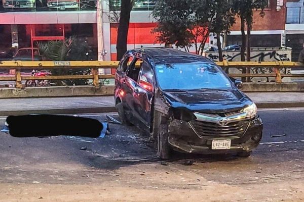 Muere tras chocar contra un muro por exceso de velocidad en Periférico Sur