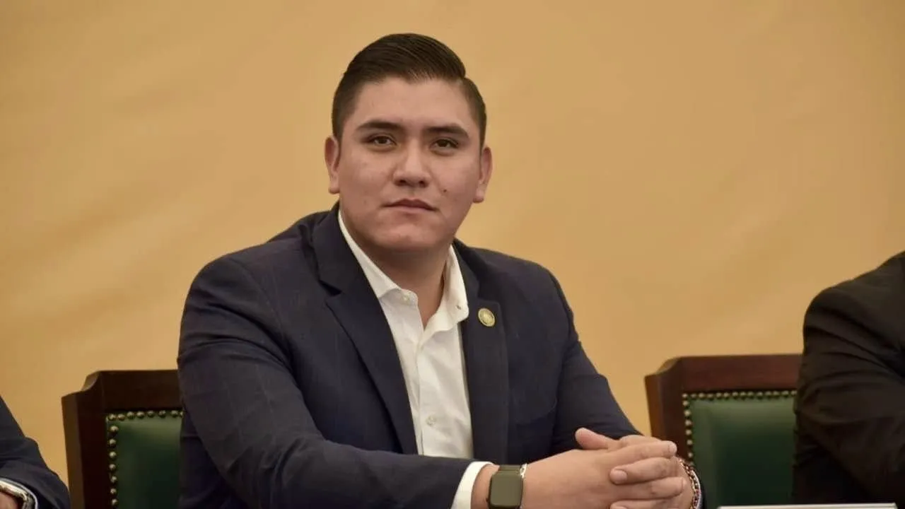 Morena busca castigar con cárcel la creación de memes y videos con Inteligencia Artificial