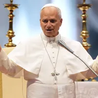 El papa León XIV no vendrá a México por el momento: Sheinbaum