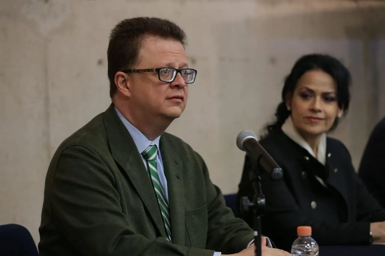 Magistrado busca tirar acuerdo del INE que prohíbe a Sheinbaum y servidores promover elección judicial