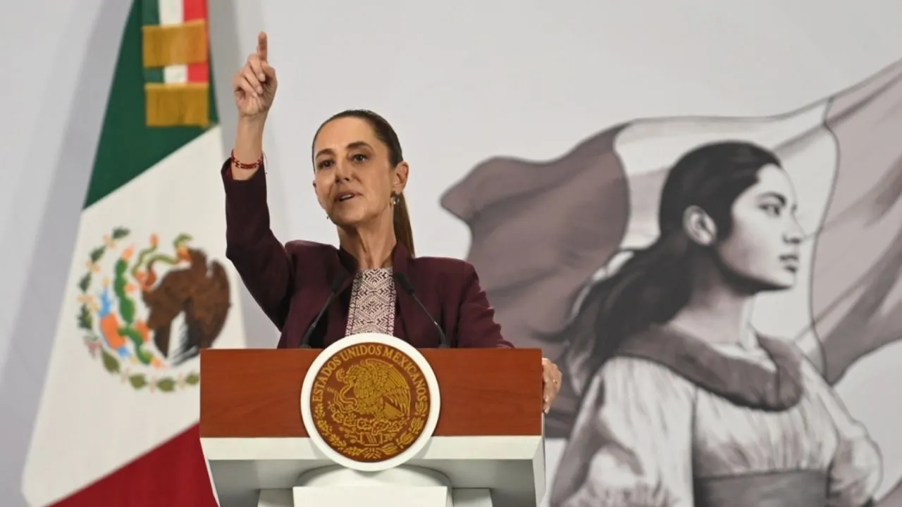 Sheinbaum descarta envío de combustible a Cuba ante amenaza de aranceles de EU