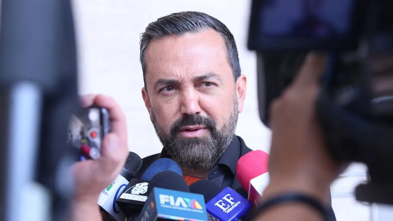 Arturo Ávila contraataca al PAN y anuncia página para exhibir sus “mentiras”