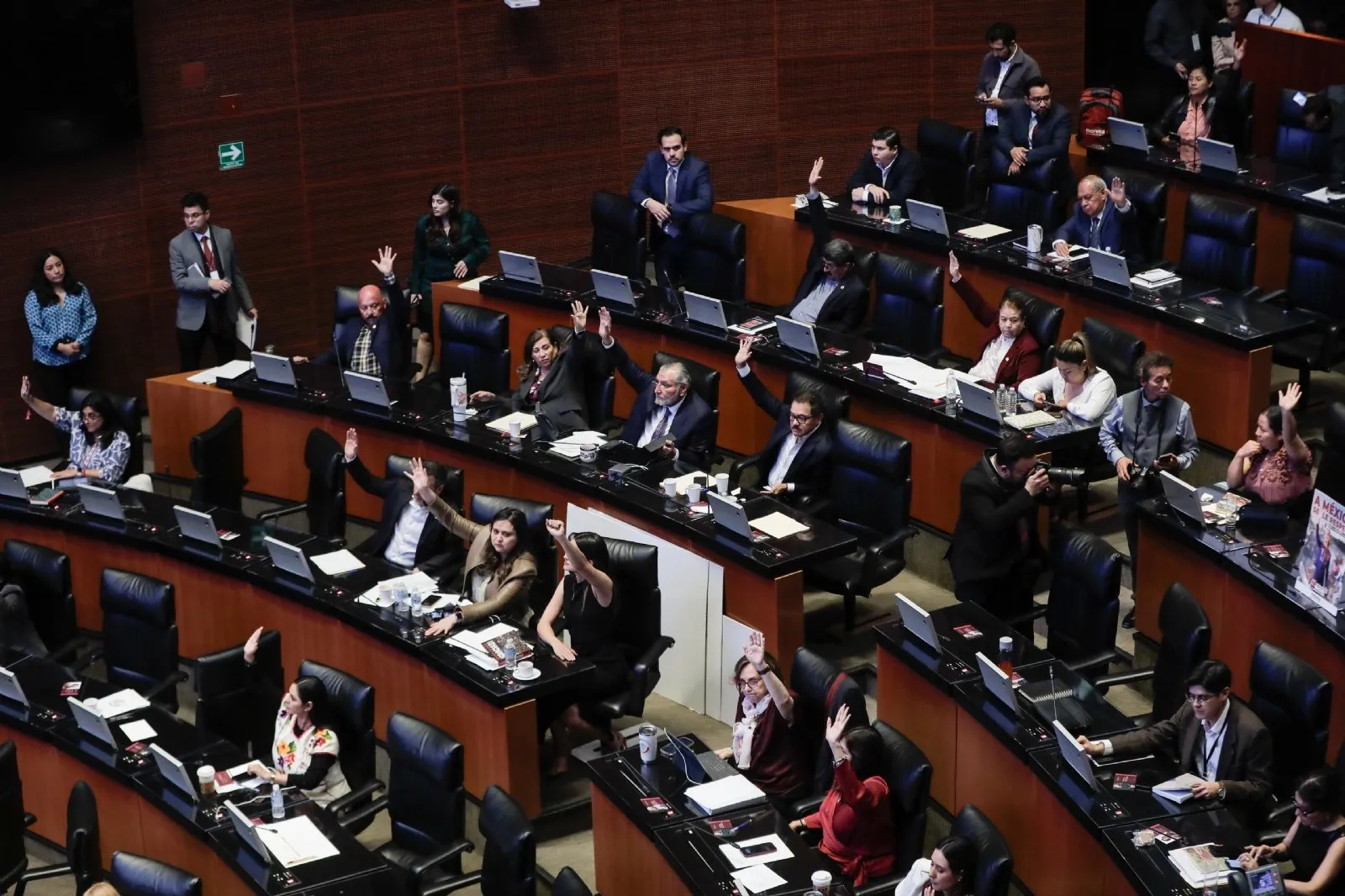 Senado aprueba reforma a la Ley de Ingresos sobre Hidrocarburos y exenta a Pemex del pago de ISR