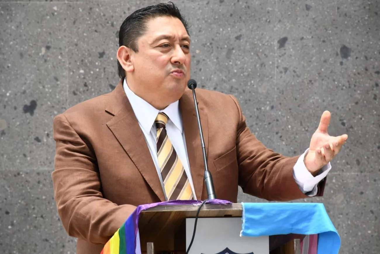 Padre de Uriel Carmona Gándara denuncia hostigamiento y pide intervención de autoridades