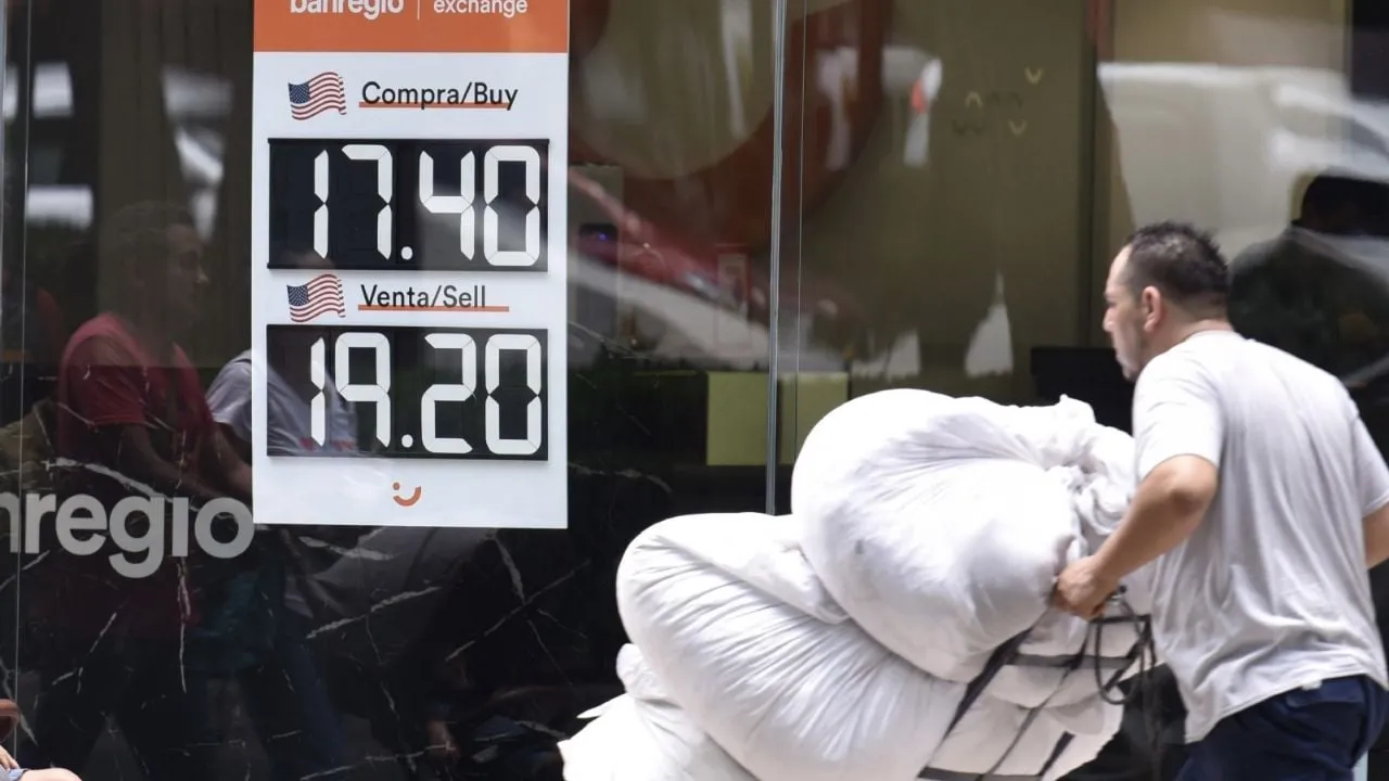 Peso se aprecia en medio de la discusión de las remesas