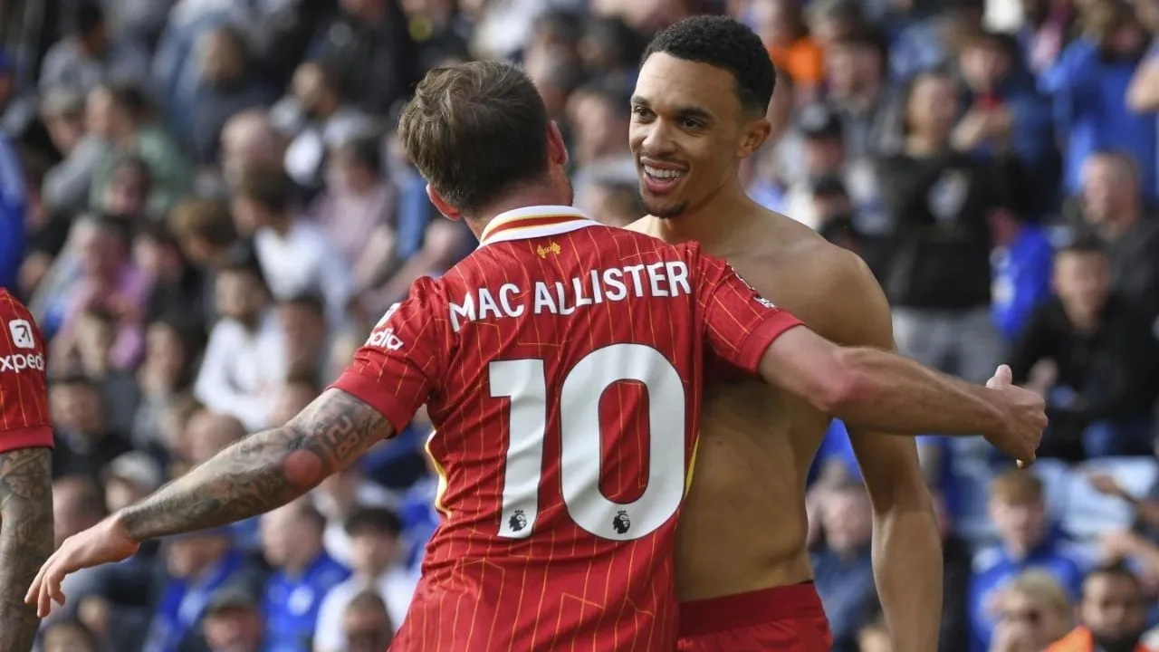 Liverpool venció 1-0 al Leicester; necesita una victoria más para asegurar el título de la Premier