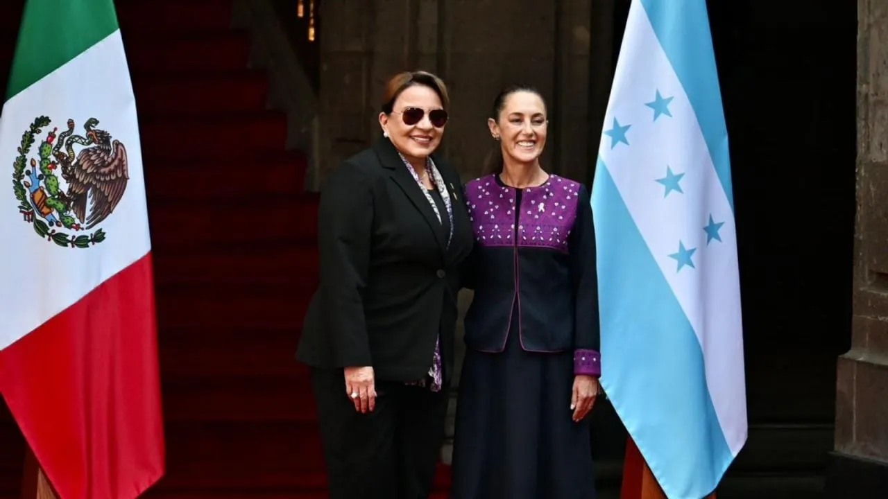 Sheinbaum se reúne con Xiomara Castro, presidenta de Honduras