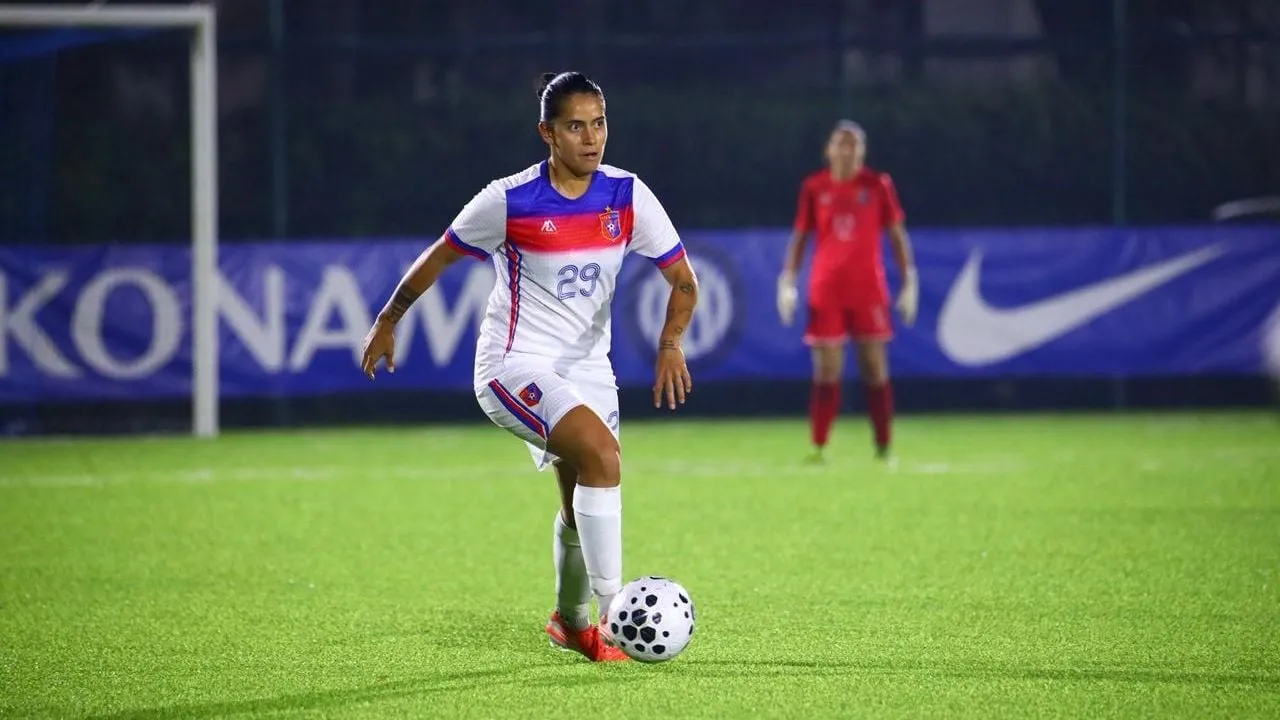 Mexicana se va al futbol profesional de Albania, se lesiona y la abandonan