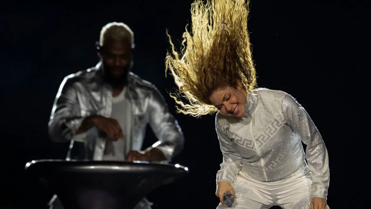 Febrero en música: The Cardigans, The Hives, EDC, Natalie Imbruglia, Kansas, Shakira…