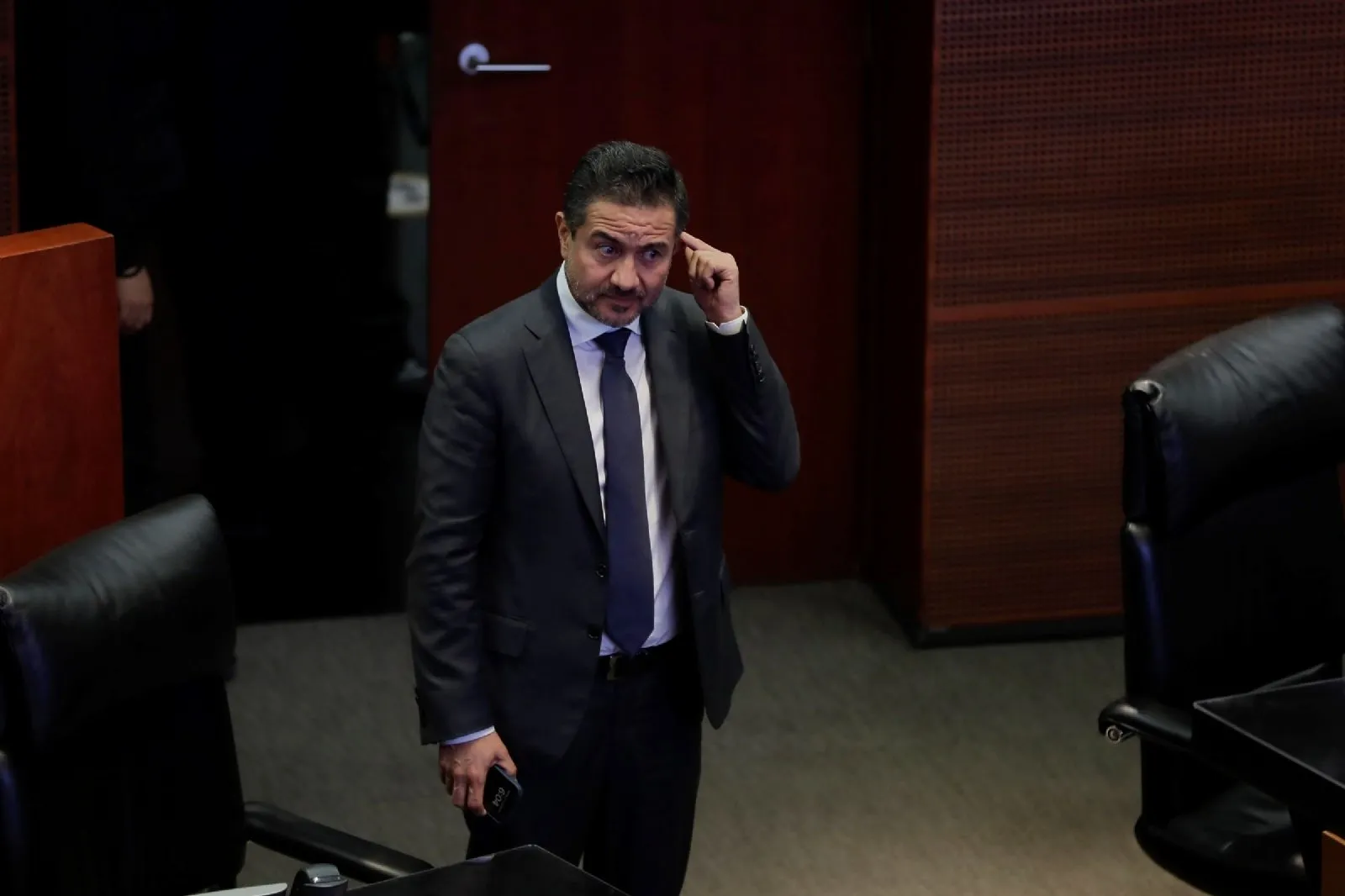 Morena batea a Yunes; rechaza admitirlo por esta razón