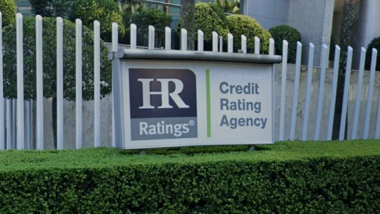 Bajan calificaciones a CI Banco e Intercam; HR Ratings ve riesgo de impago