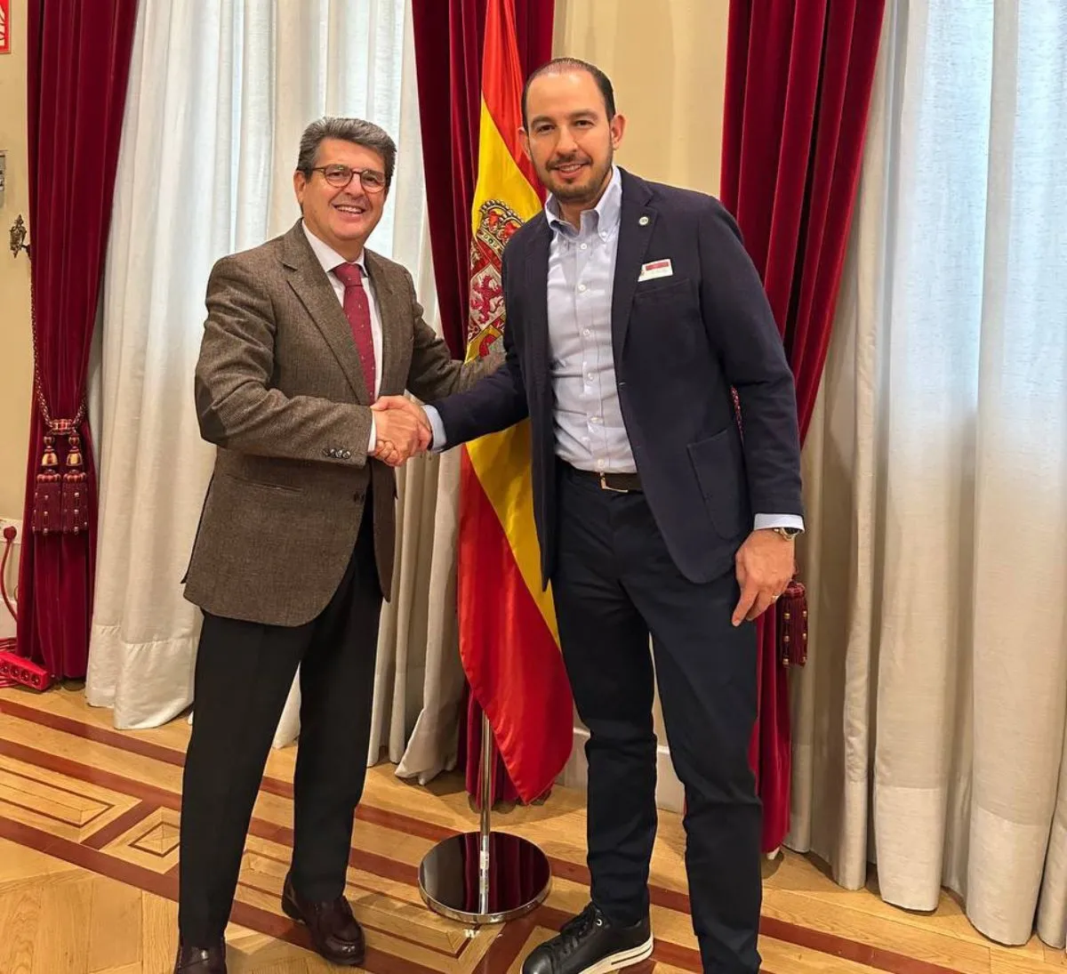 Marko Cortés pide licencia como senador para viajar a España; manda mensaje a morenistas