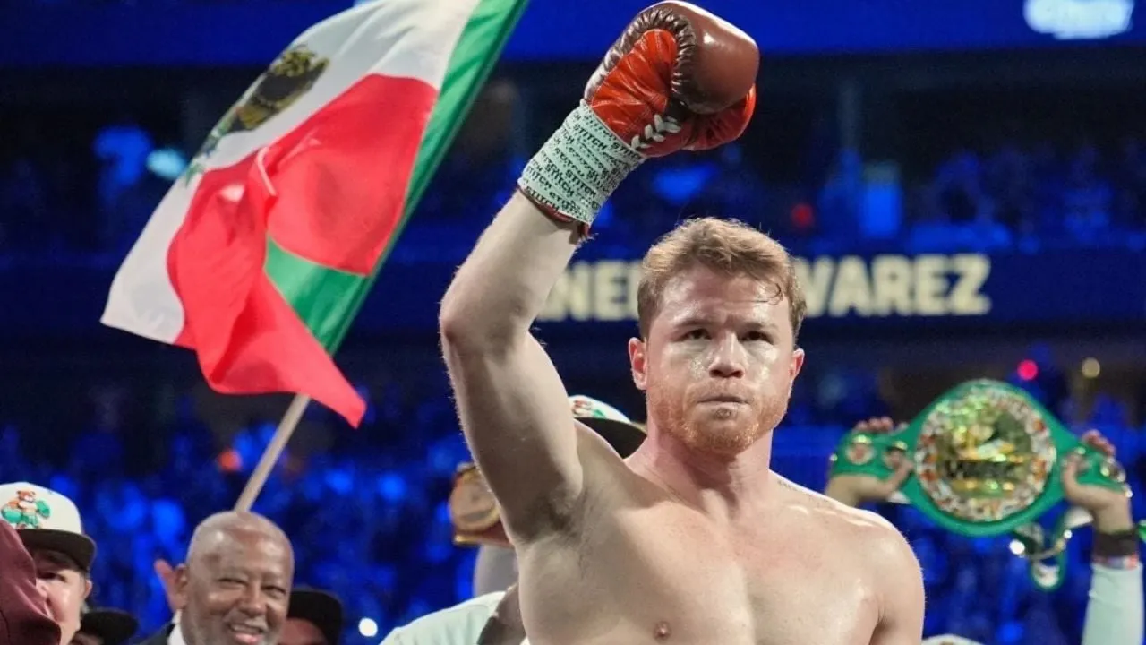Saúl “Canelo” Álvarez vence a William Scull y vuelve a ser campeón indiscutible de peso supermediano