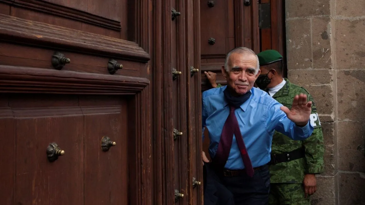 Vector Casa de Bolsa, de Alfonso Romo, niega lavar dinero para “El Chapo” Guzmán