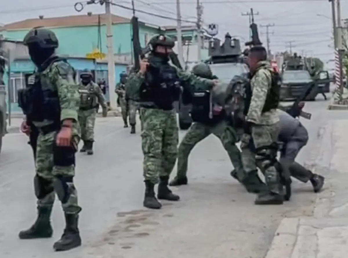 Dan 40 años de prisión a militares por masacre de cinco jóvenes en Nuevo Laredo en 2023 (Video)