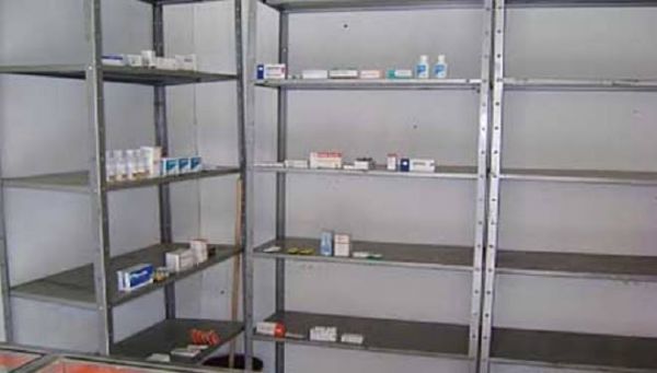 CRISIS POR DESABASTO DE MEDICAMENTOS