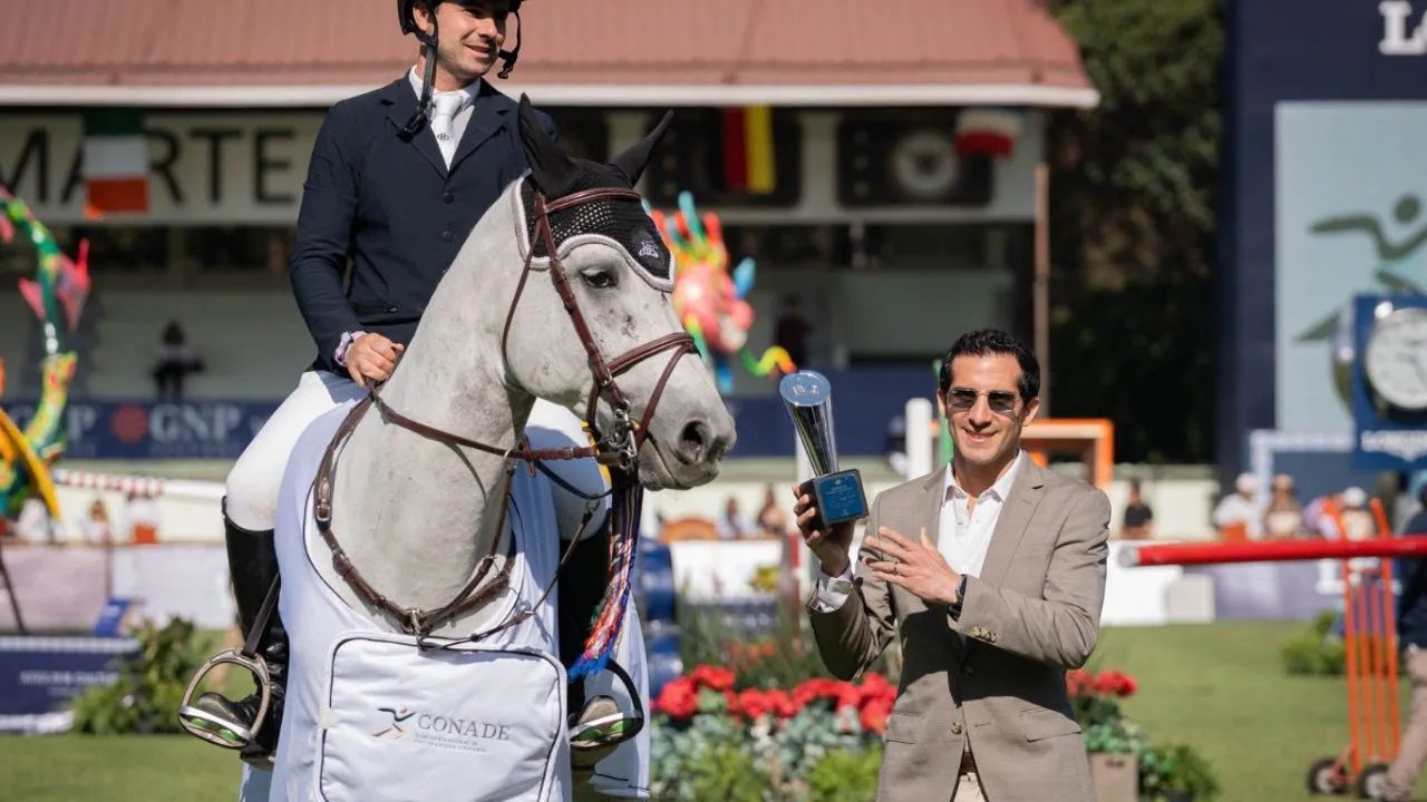 Rommel Pacheco da millonario apoyo a ecuestre, un deporte de élite