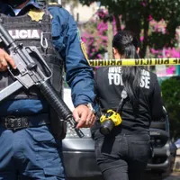 Aparece un hombre colgado de un árbol en Insurgentes Norte (Video)