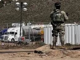 Aseguran casi 8 millones de litros de hidrocarburo ilegal en predio de exsenador de Morena