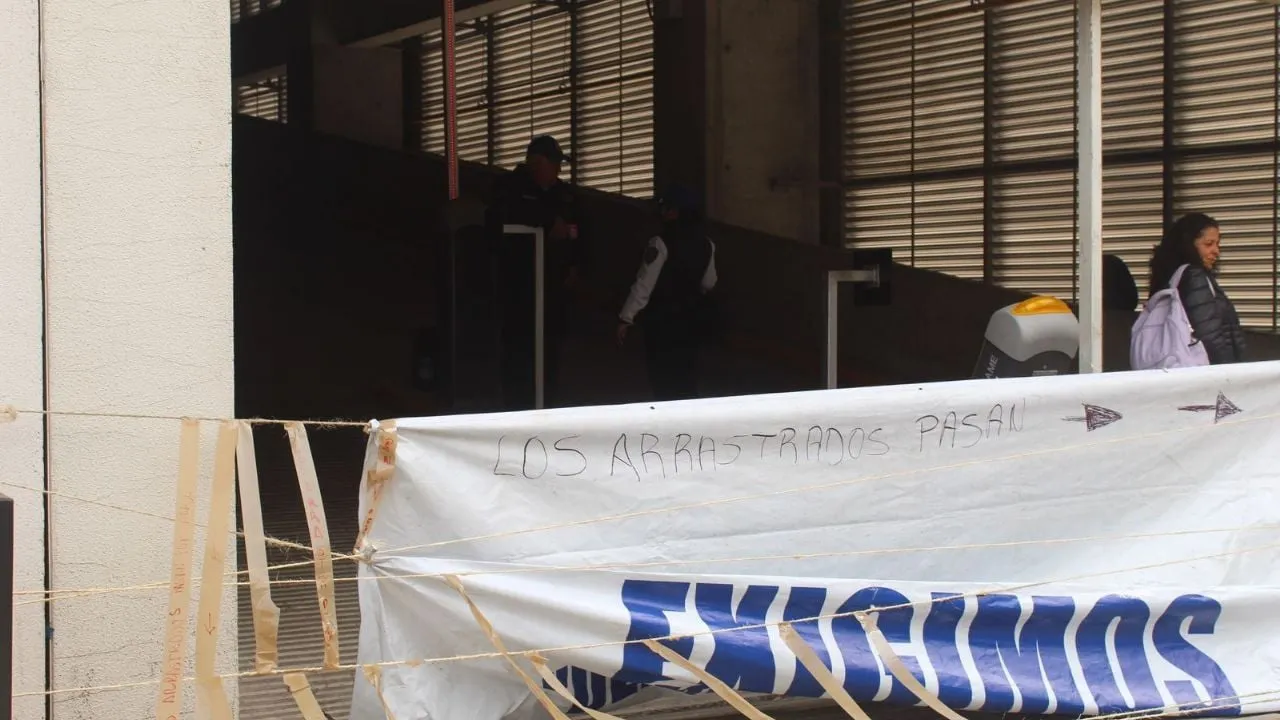 Pese al paro en el TSJCDMX, grupo de empleados laboran para paliar rezagos