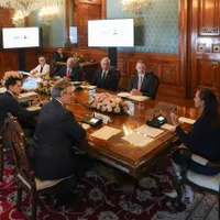 EU trata de romper dominio de China en área de minerales para armas